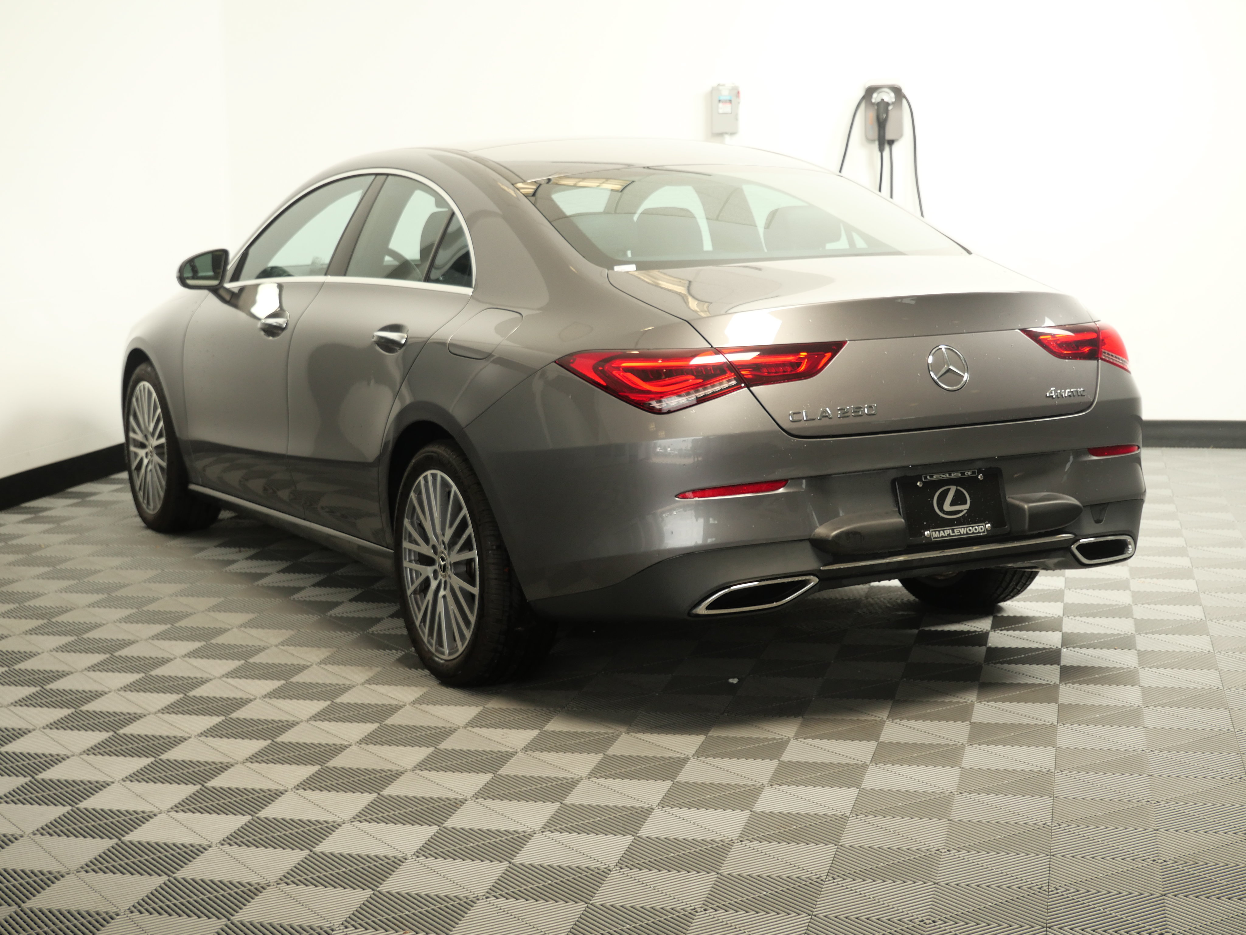 Used 2023 Mercedes-Benz CLA 250 4MATIC image 5