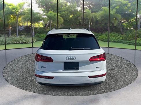 Used 2019 Audi Q5 2.0T Premium Plus w/ Premium Plus Package AWD/4WD image 6