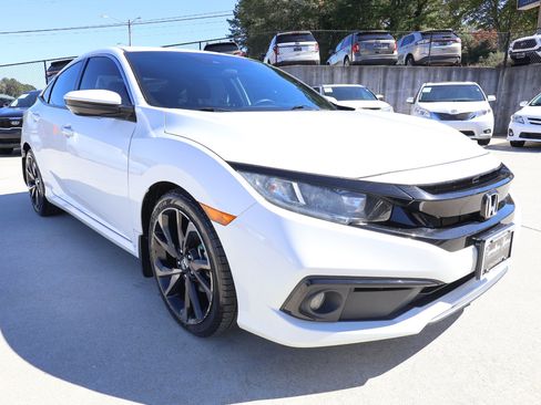 Used 2020 Honda Civic Sport image 8