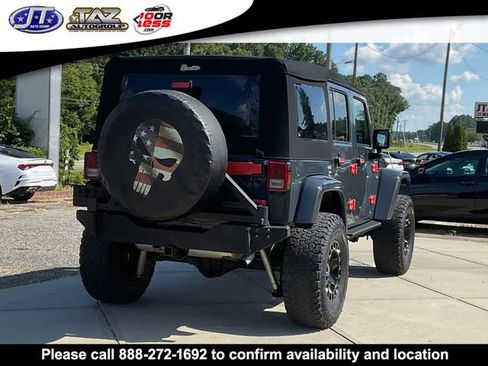 Used 2017 Jeep Wrangler Unlimited Rubicon image 7