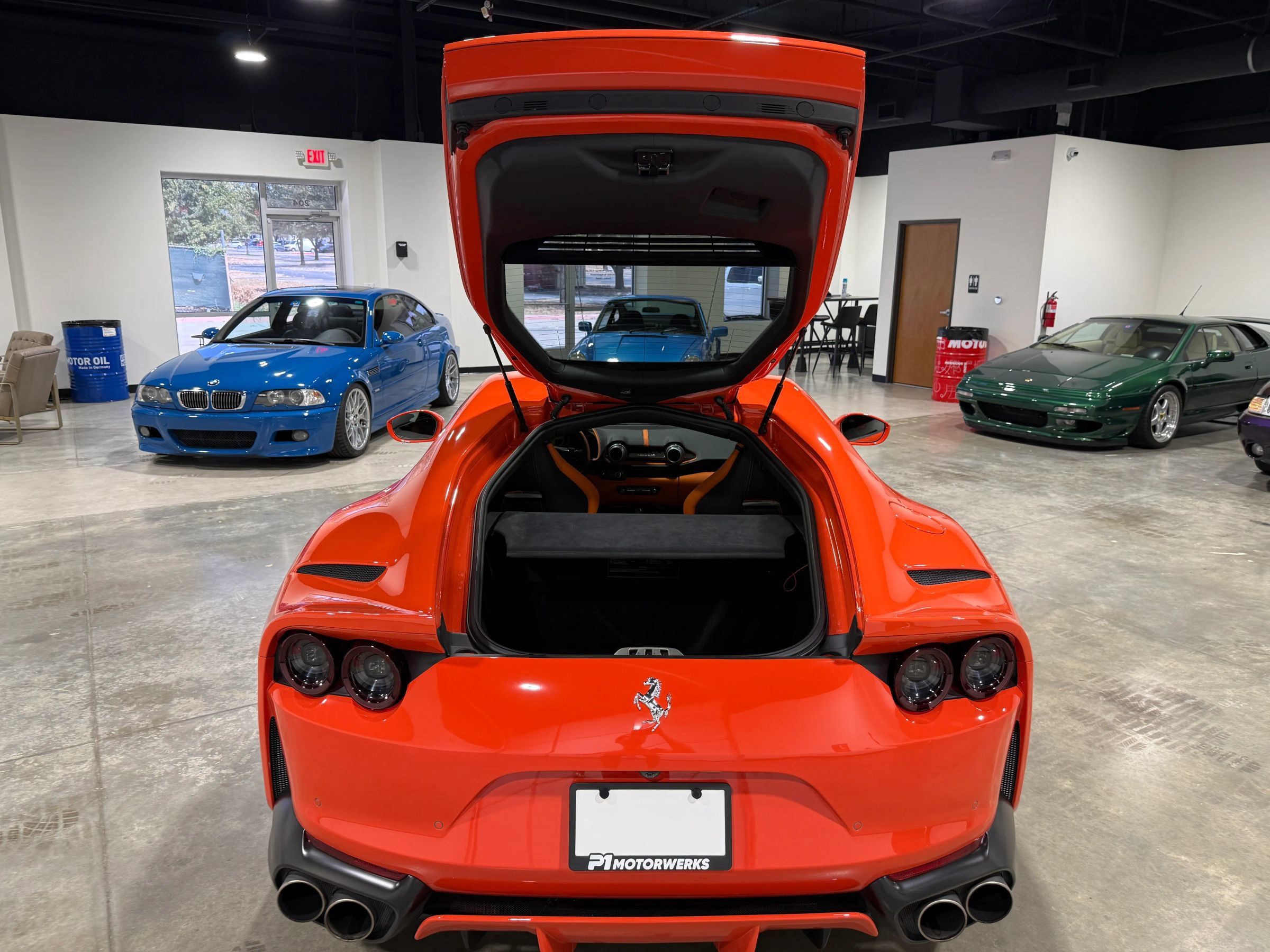 Used 2020 Ferrari 812 Superfast RWD image 73