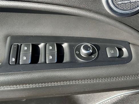 Used 2019 Alfa Romeo Stelvio Ti image 21