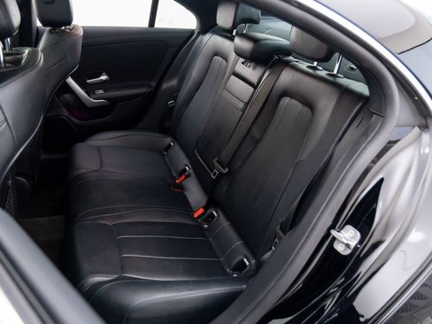 Used 2023 Mercedes-Benz CLA 250 4MATIC image 17