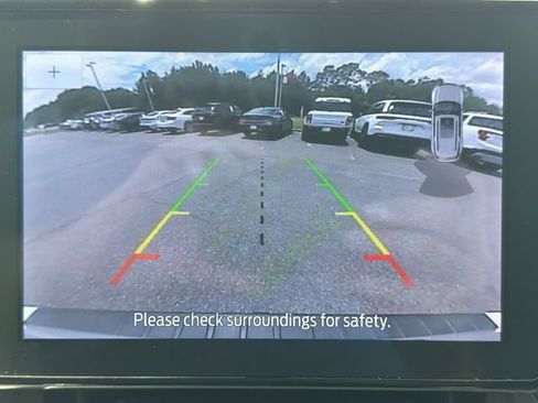 Used 2023 Ford Explorer XLT RWD image 30