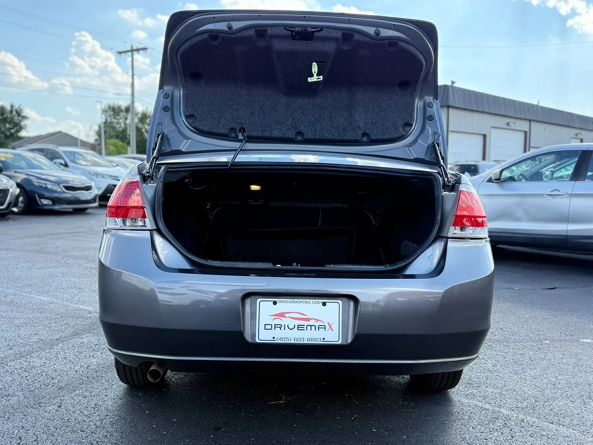 Used 2010 Ford Focus S FWD image 6