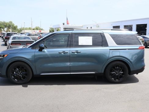 Used 2023 Kia Carnival SX Prestige FWD image 6