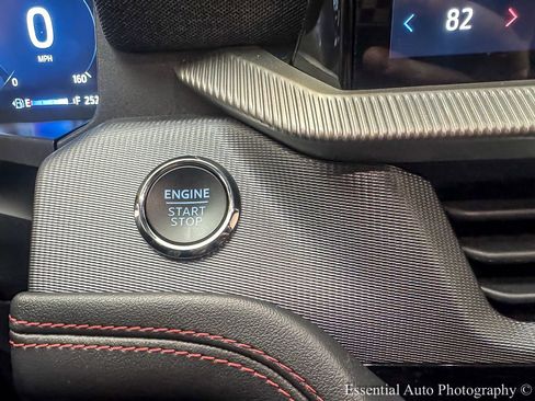 Used 2025 Ford Explorer ST-Line image 16