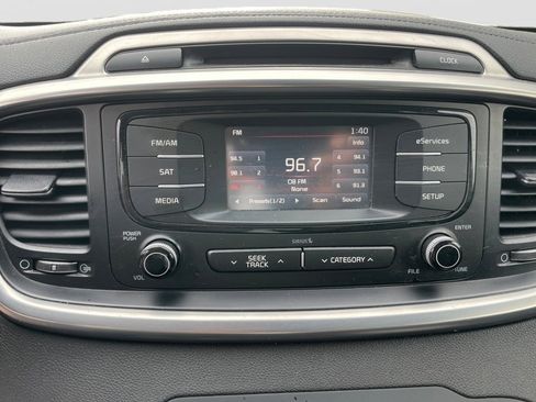 Used 2016 Kia Sorento EX image 20