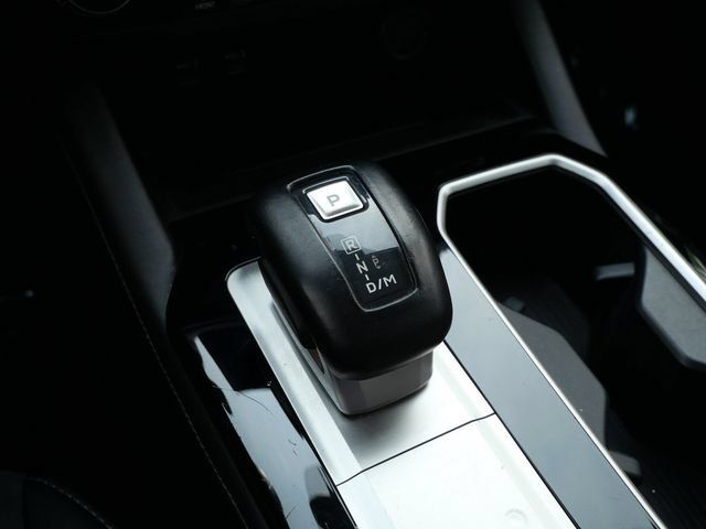 Used 2025 Mitsubishi Outlander AWD image 22