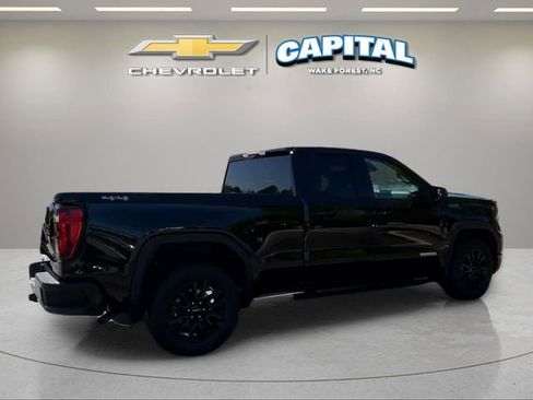 Used 2025 GMC Sierra 1500 Elevation image 5