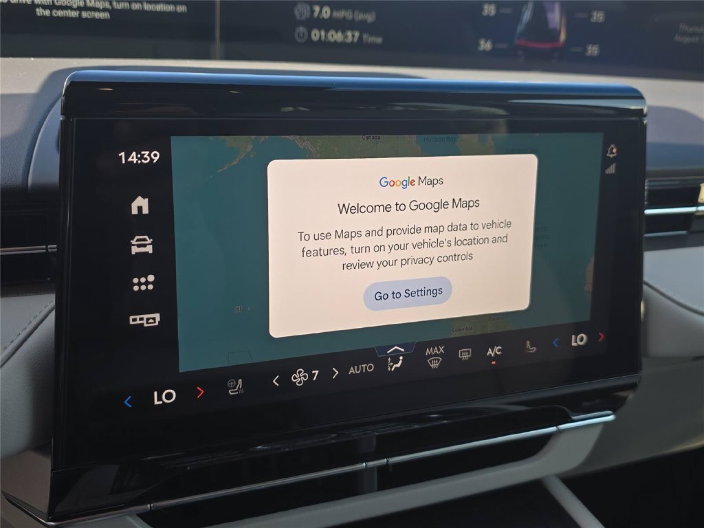 New 2026 Lincoln Nautilus Premier AWD/4WD image 17