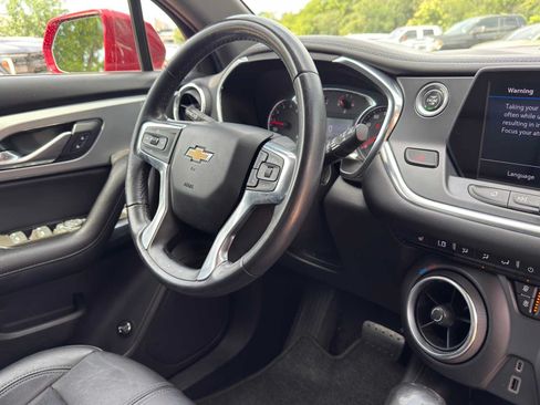 Used 2019 Chevrolet Blazer LT FWD image 34