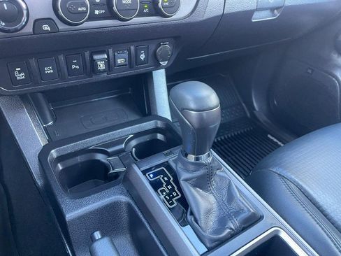 Used 2021 Toyota Tacoma TRD Sport w/ TRD Premium Sport Package image 26