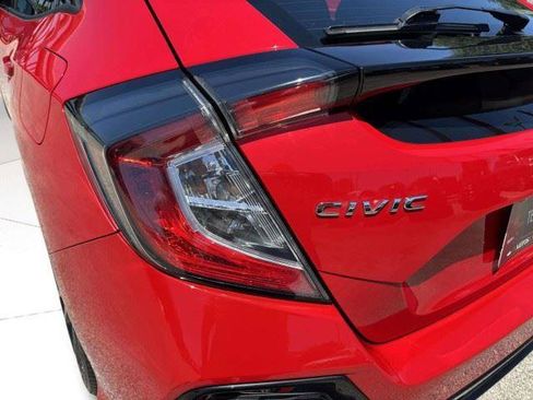 Used 2017 Honda Civic Sport image 15