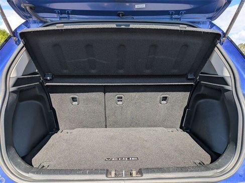Certified 2022 Hyundai Venue Limited image 16