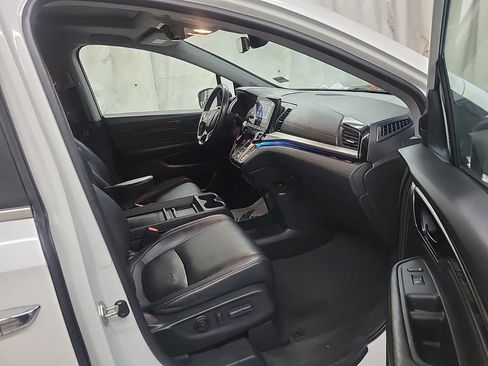 Used 2021 Honda Odyssey Touring image 16