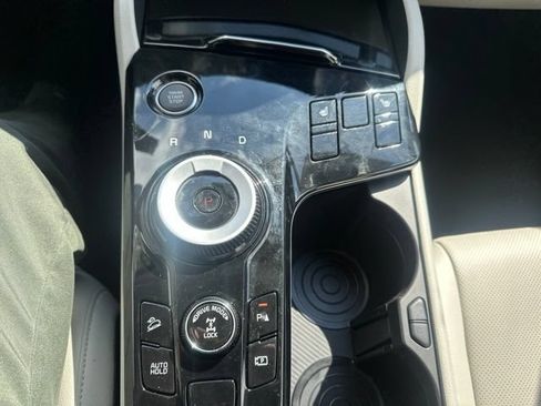Used 2025 Kia Sportage EX AWD/4WD image 9