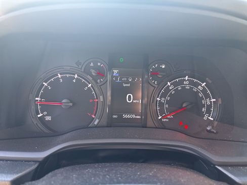 Used 2022 Toyota 4Runner SR5 Premium w/ Moonroof Package image 8