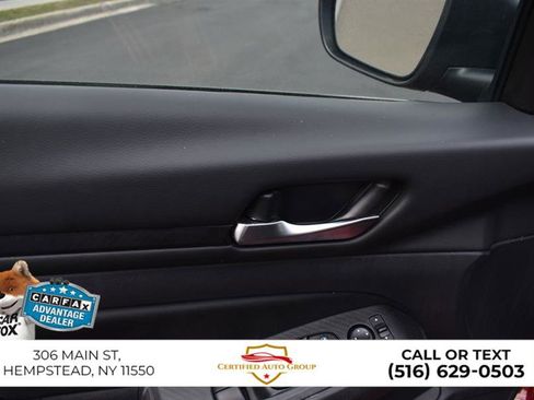 Used 2025 Nissan Altima 2.5 SV image 12