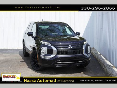 Used 2022 Mitsubishi Outlander SE AWD/4WD image 1