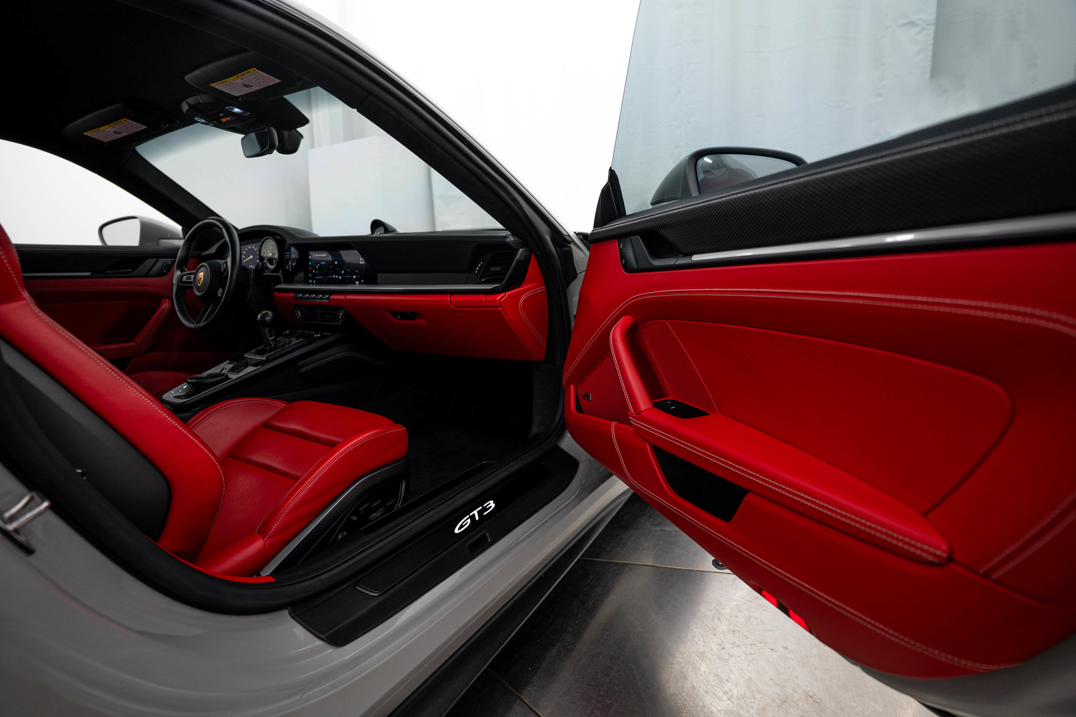 Used 2022 Porsche 911 GT3 RWD image 14