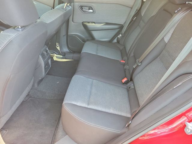 Used 2023 Nissan Rogue SV FWD image 16