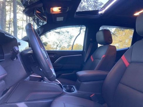 Used 2023 Chevrolet Colorado Z71 w/ Z71 Convenience Package 2 image 20