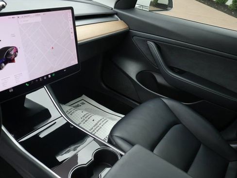 Used 2020 Tesla Model 3 Standard Range Plus RWD image 26