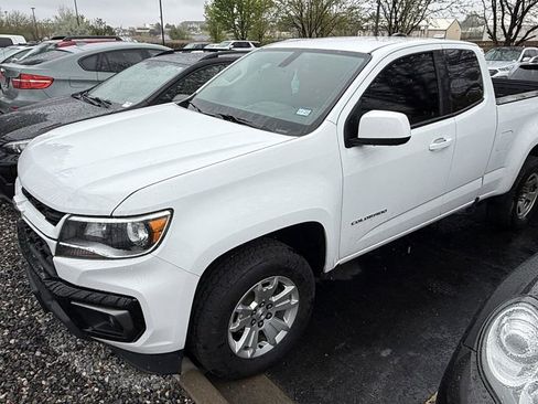 Used 2022 Chevrolet Colorado LT w/ LT Convenience Package RWD image 2