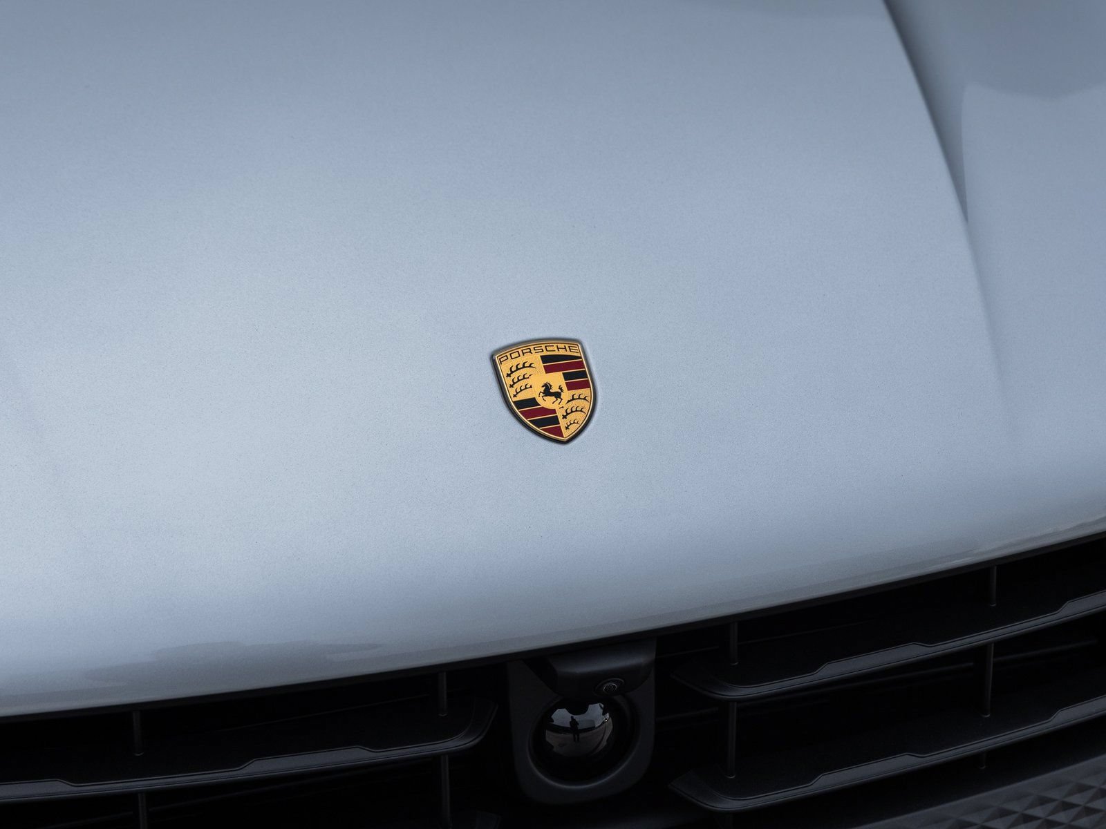 Certified 2026 Porsche Macan AWD/4WD image 18