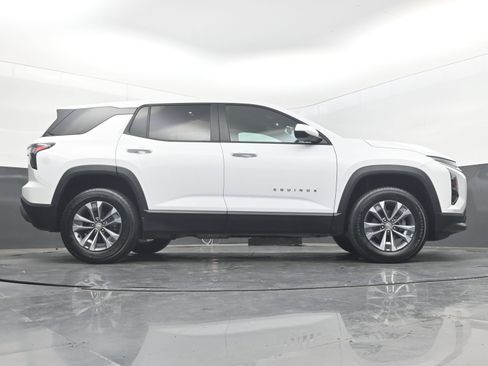 Certified 2026 Chevrolet Equinox LT FWD image 37
