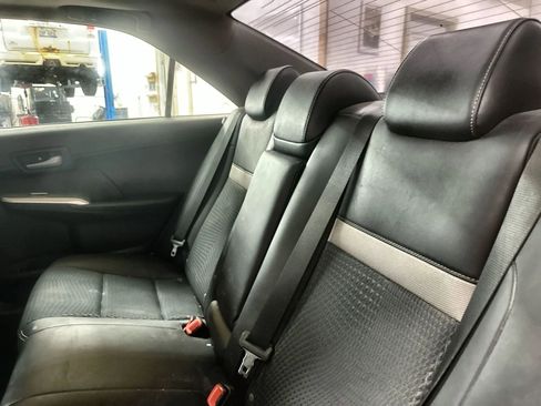 Used 2012 Toyota Camry SE FWD image 25