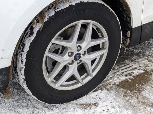 Used 2022 Ford Edge SEL w/ Convenience Package image 10