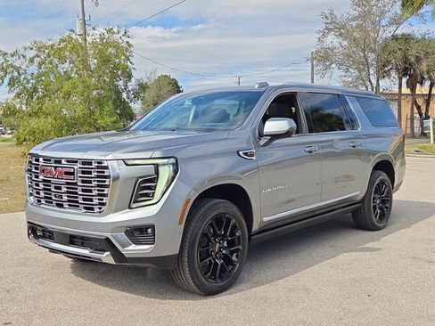 New 2026 GMC Yukon XL Denali w/ Sun & Power Step Package image 2
