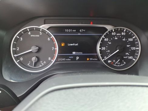Used 2025 Nissan Rogue SV AWD/4WD image 18