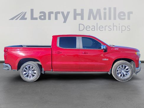 Used 2020 Chevrolet Silverado 1500 LT w/ Texas Edition image 6