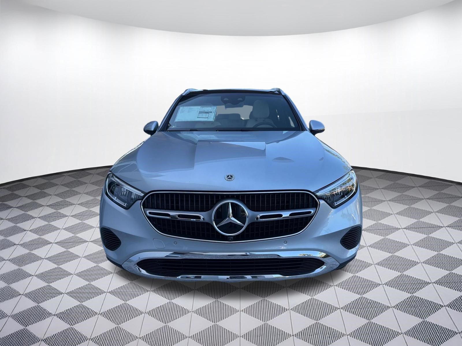 Used 2026 Mercedes-Benz GLC 300 image 6