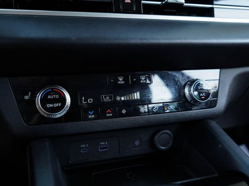 Used 2022 Mitsubishi Outlander SEL FWD image 28
