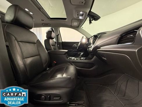 Used 2021 Chevrolet Traverse Premier w/ Redline Edition AWD/4WD image 34