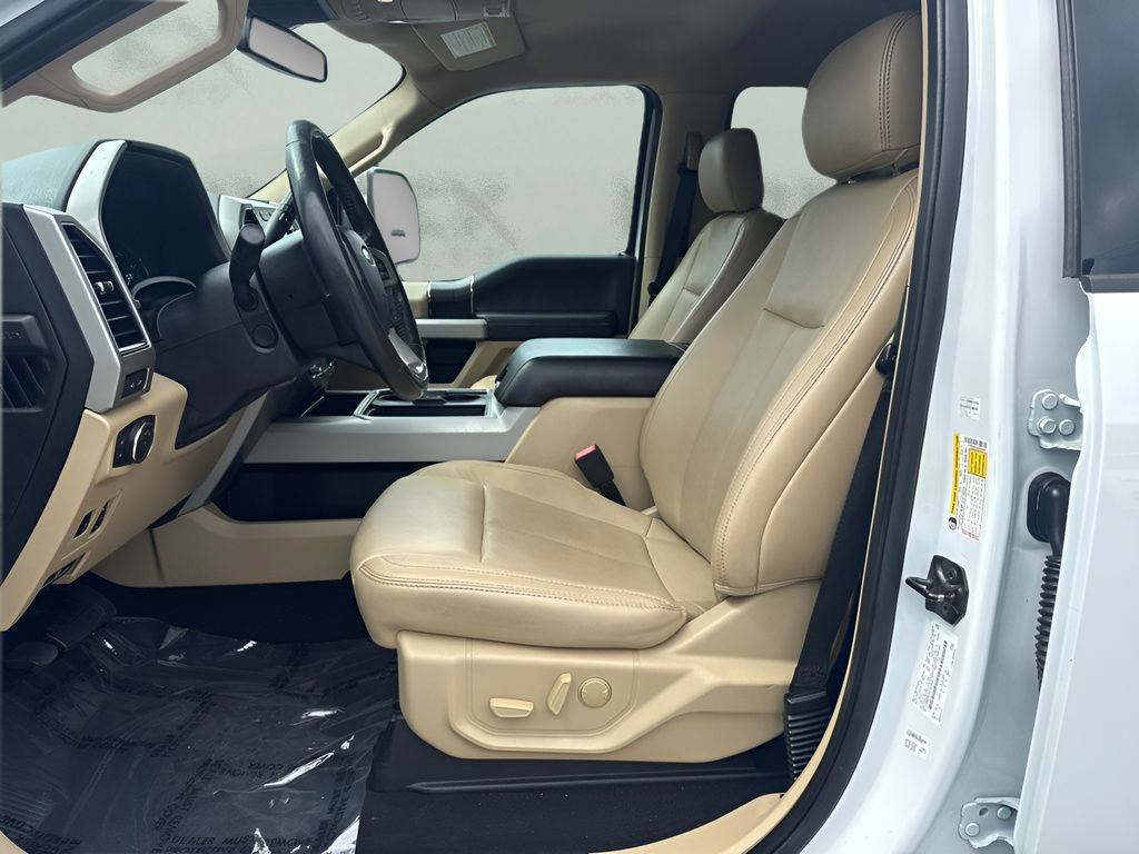 Used 2020 Ford F350 Lariat w/ Lariat Ultimate Package AWD/4WD image 9