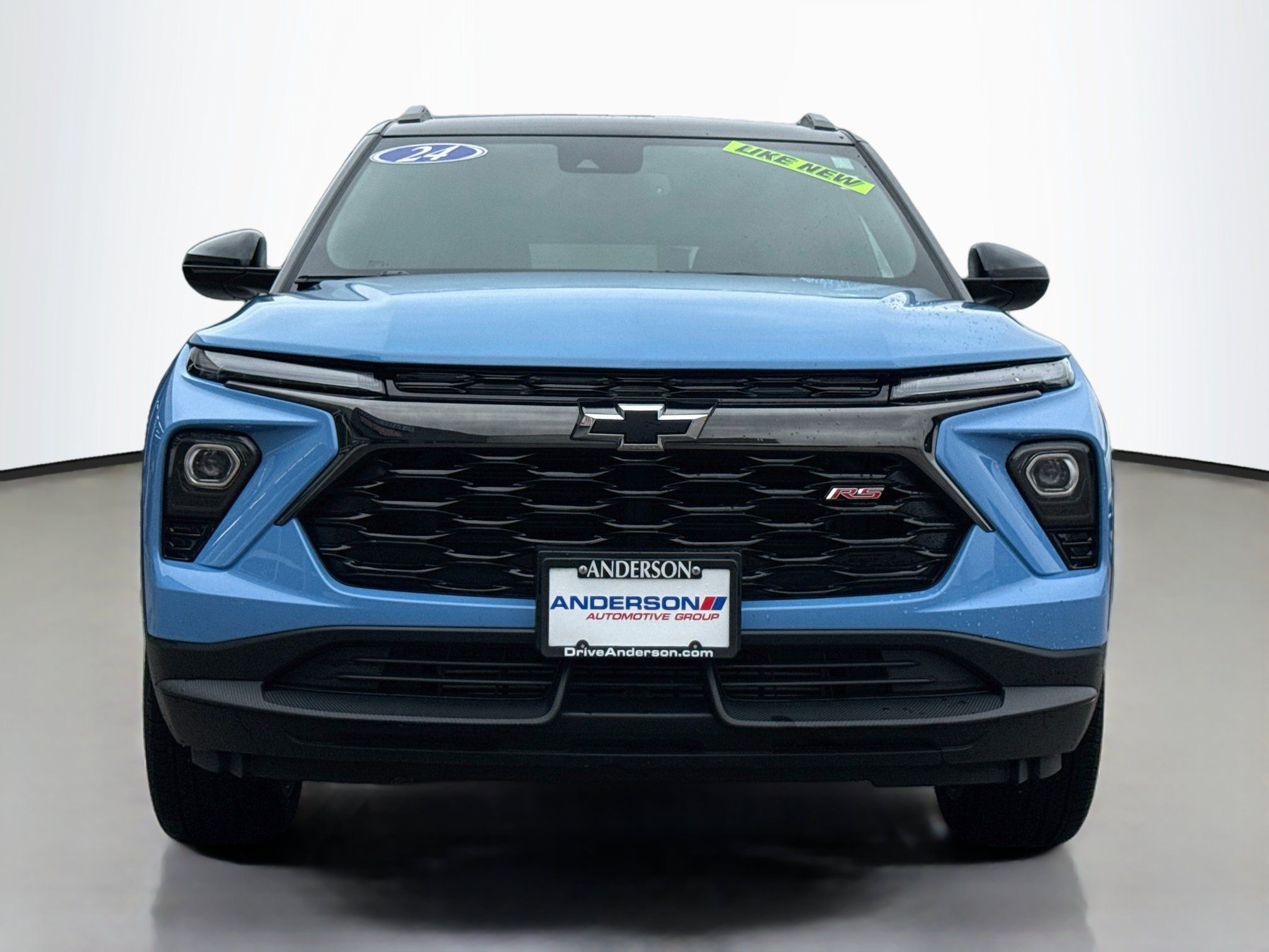 Used 2024 Chevrolet TrailBlazer RS w/ Convenience Package AWD/4WD image 2