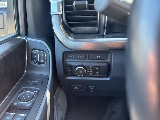 Used 2024 Ford F350 Lariat w/ Chrome Package AWD/4WD image 9