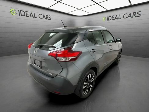 Used 2019 Nissan Kicks SV FWD image 5