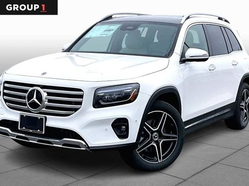 New 2026 Mercedes-Benz GLB 250 4MATIC image 1