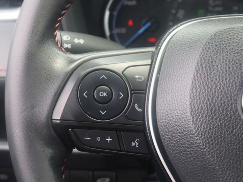 Used 2024 Toyota RAV4 SE AWD/4WD image 9