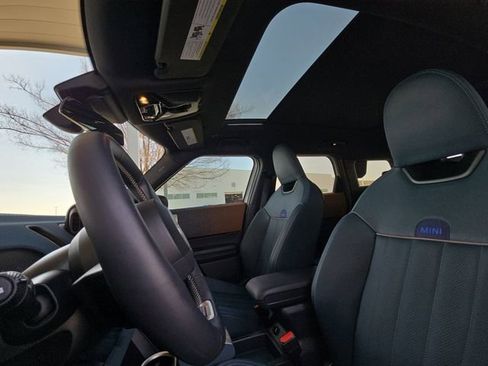 Used 2025 MINI Cooper Countryman S image 7