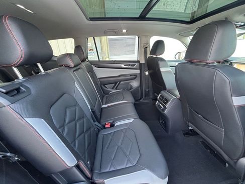 New 2026 Volkswagen Atlas Peak Edition AWD/4WD image 13