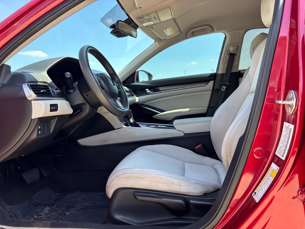 Used 2020 Honda Accord LX image 11