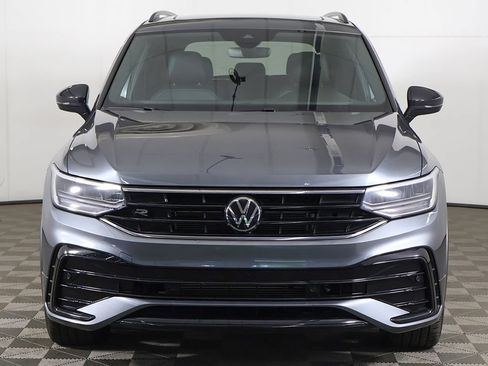 Used 2023 Volkswagen Tiguan SE R-Line FWD image 11