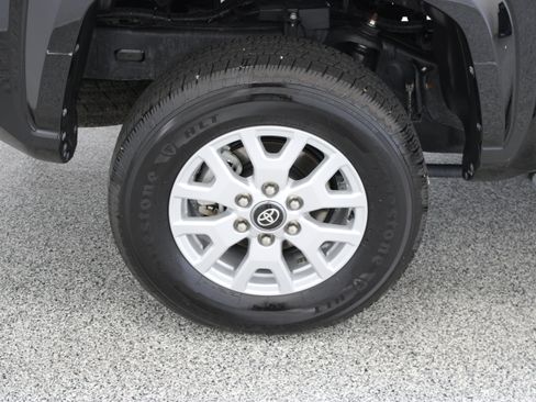 Used 2026 Toyota Tacoma SR5 AWD/4WD image 6